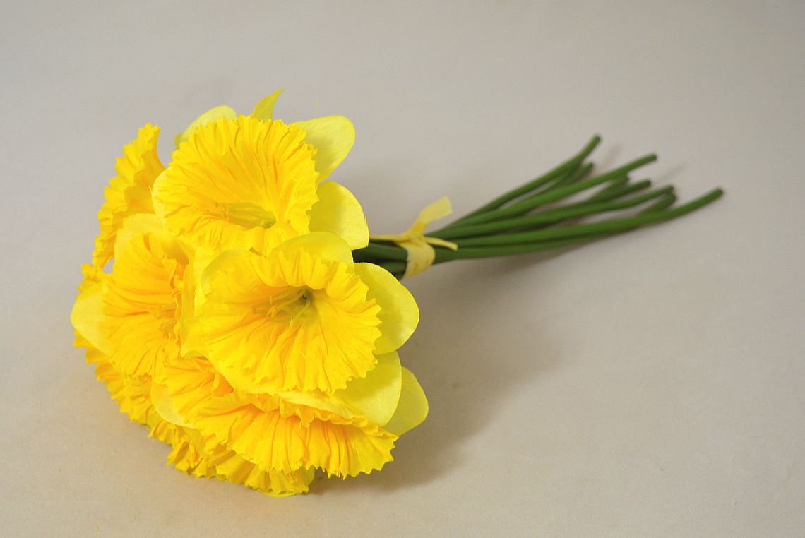 Narcis svazek 33cm žlutý